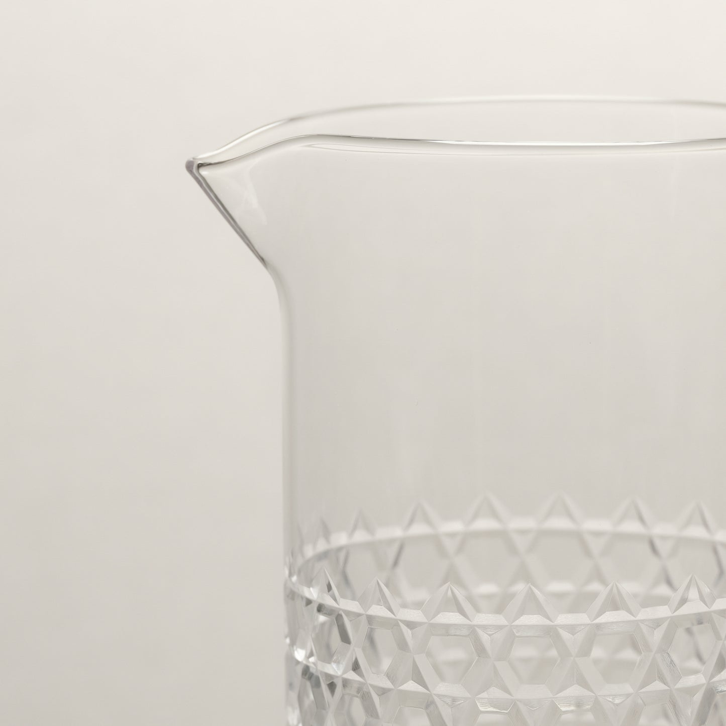 M&B Handmade Walhalla Cocktail Mixing Glass (670ml)