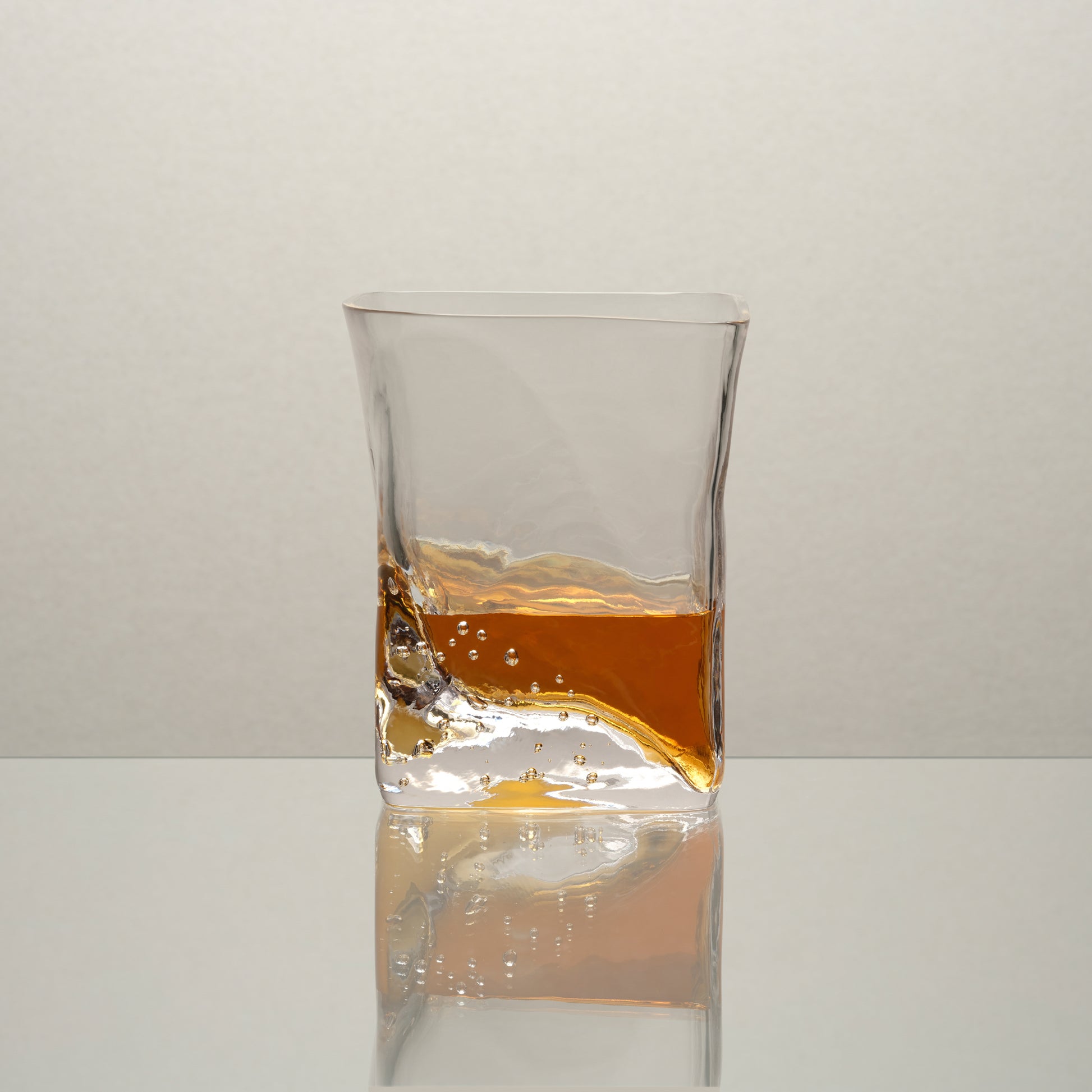 Japan Inspired Kazazumi Glass