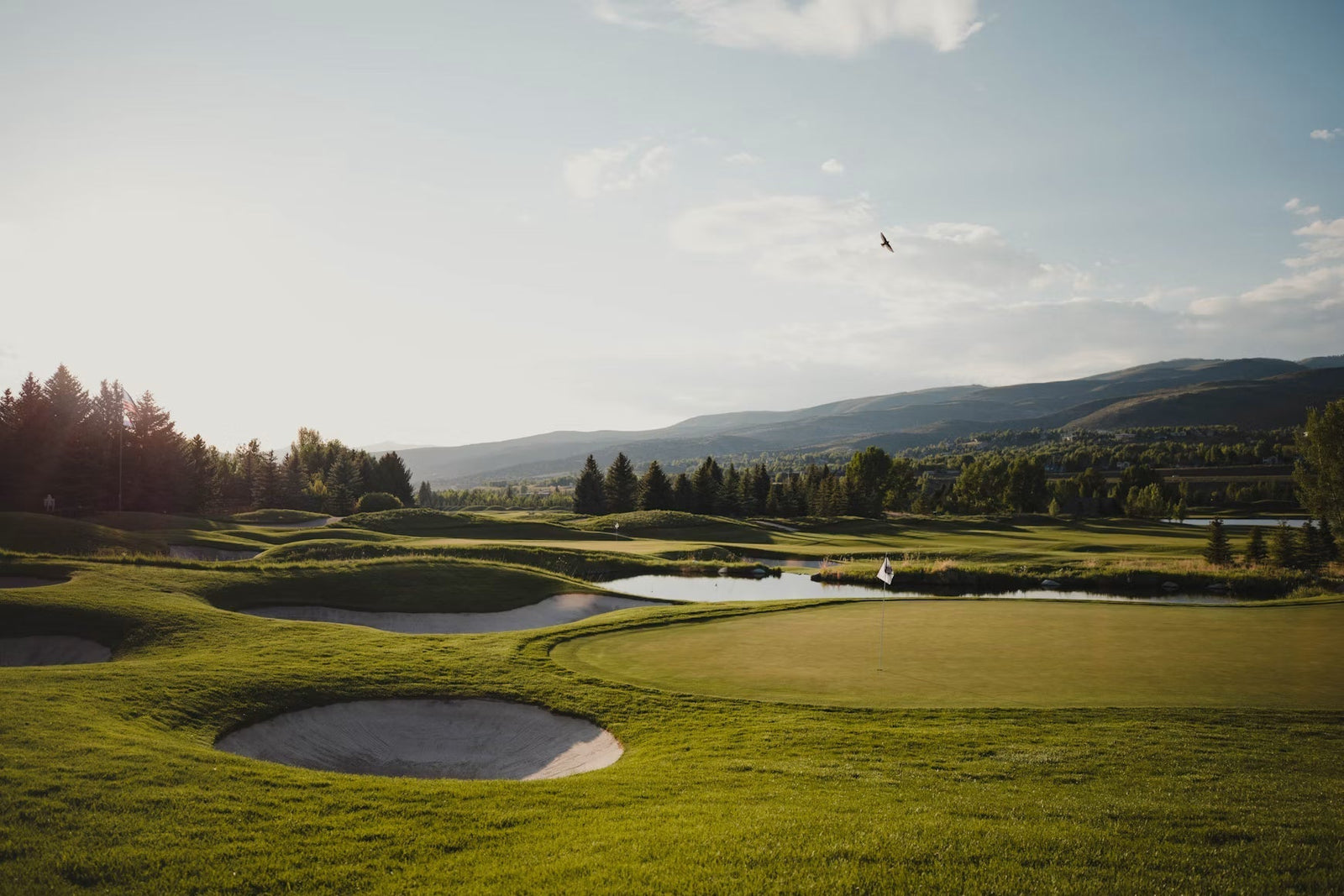 The 19 Best Golf Gifts in Australia (That Golfers Actually Want)