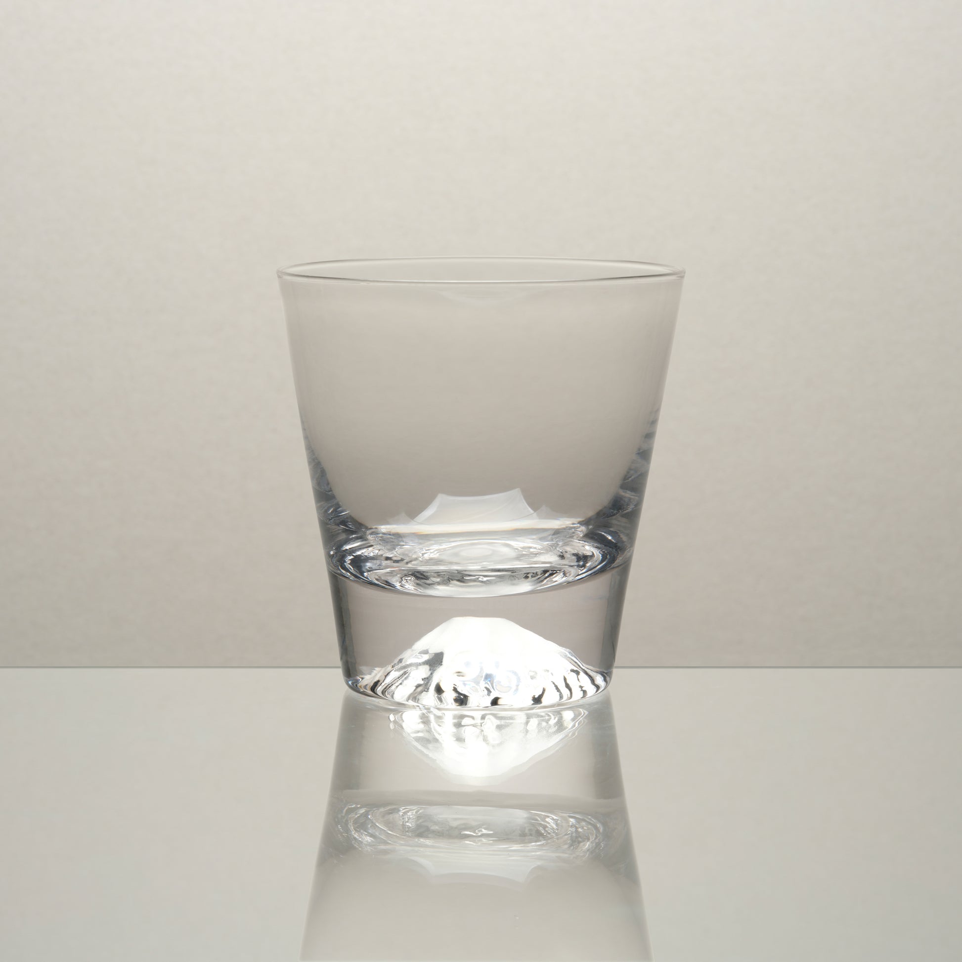 Japan Inspired Snowy Mountain Glass